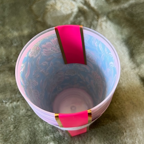 NWT Lilly Pulitzer Set of 6 - 14 oz. Pool Cups in  Chick Magnet - Picture 4 of 4